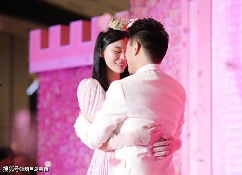 娱乐吃瓜求婚百度云,百度云见证浪漫瞬间